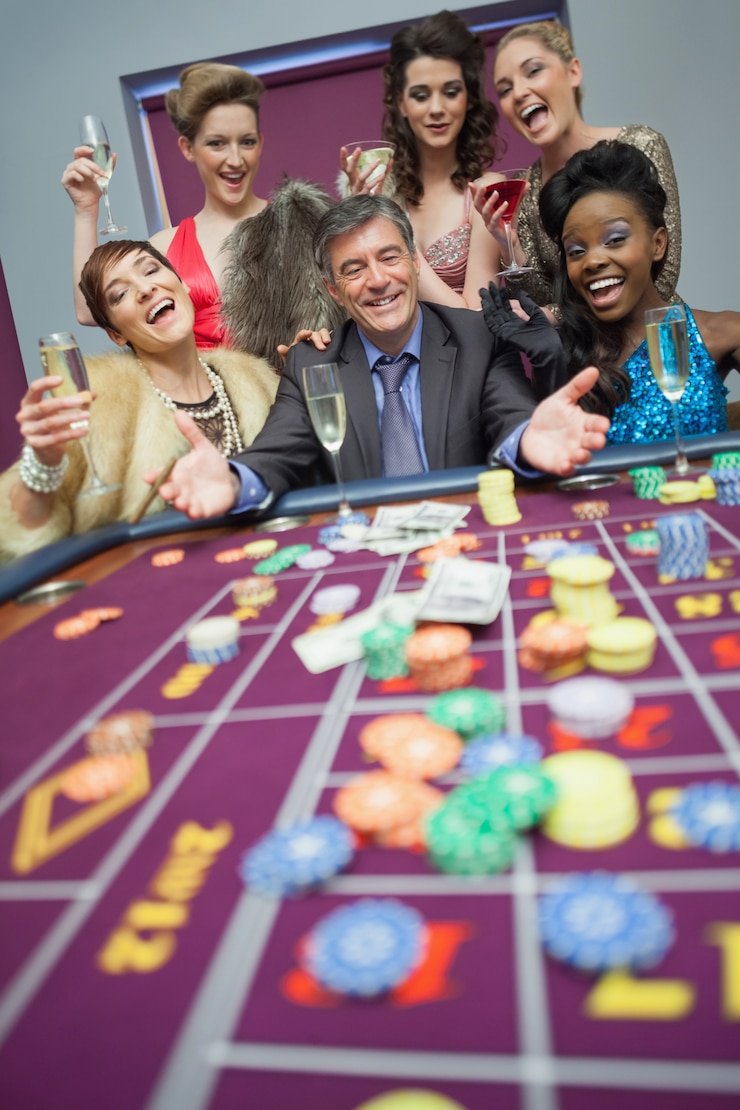 Weekly cashback tracking interface on 8togel online account